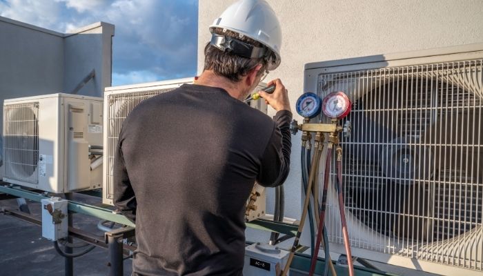 AC Gas Refilling and Leak Repair